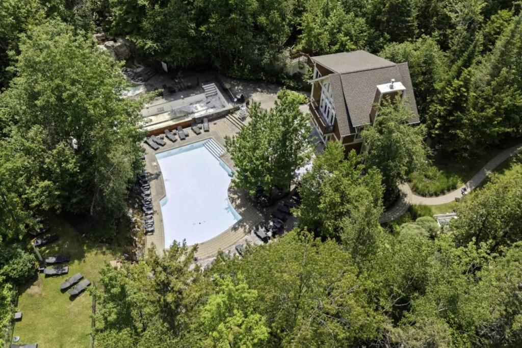 Les Manoirs Wpool & Hot Tub Near Village 110-7 Мон-Трамблан Екстер'єр фото